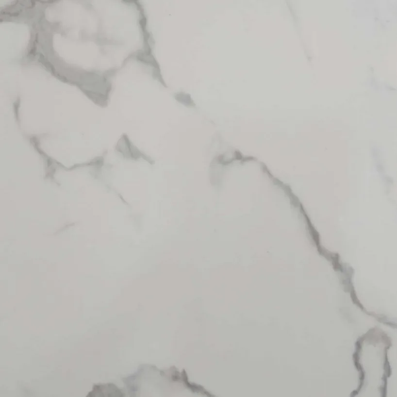 Light marble-effect Kuwait Wood decor